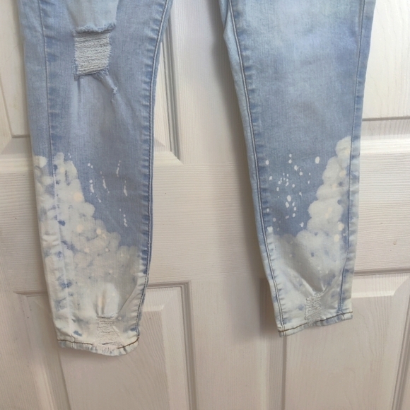 Jennifer Lopez High Rise Skinny Crop Jeans Size 4 - Picture 4 of 5